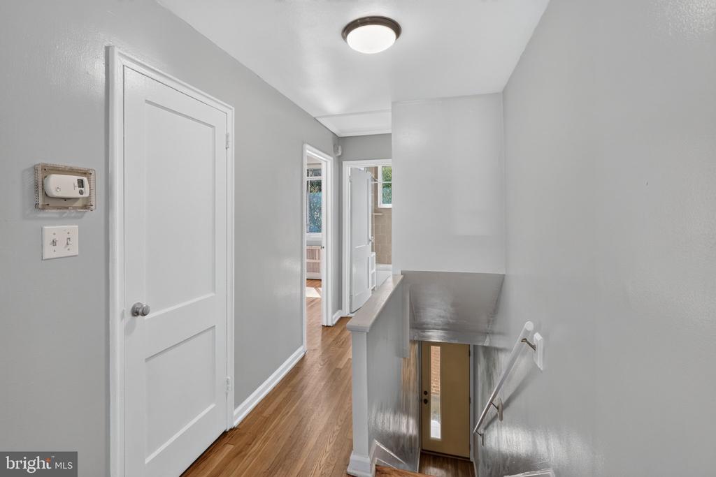 206 WEBSTER STREET NE Unit: 2