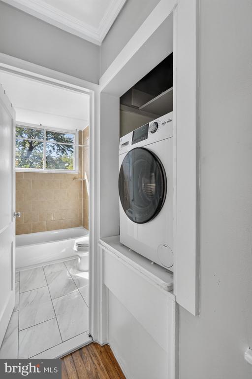 206 WEBSTER STREET NE Unit: 2