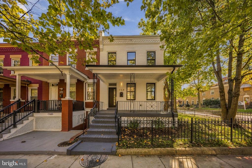 158 W STREET NW