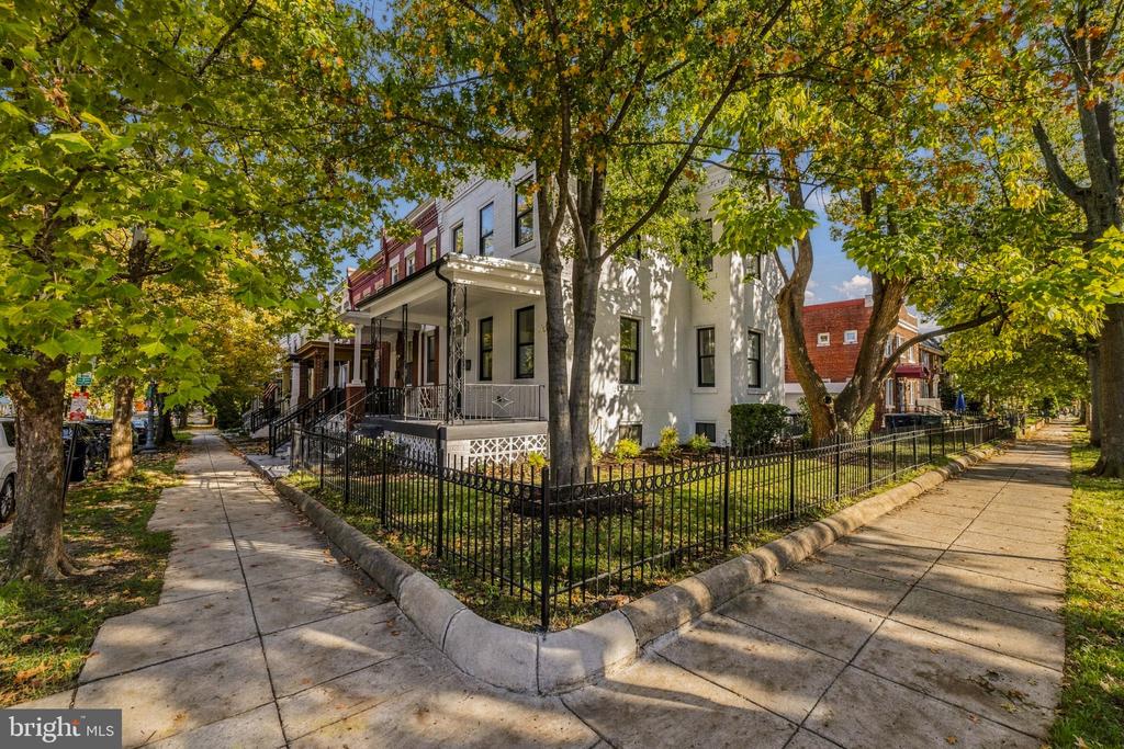 158 W STREET NW