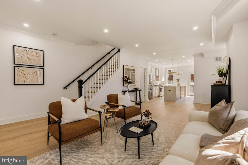 158 W STREET NW