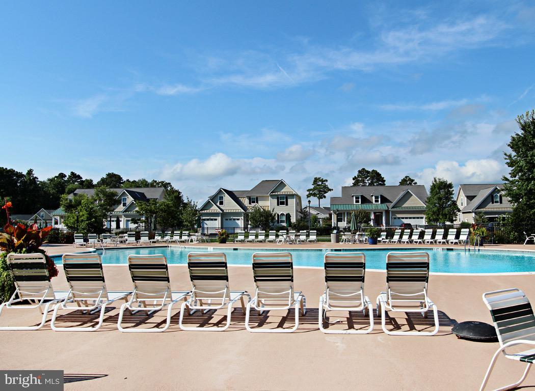 37104 SOLITUDE DRIVE