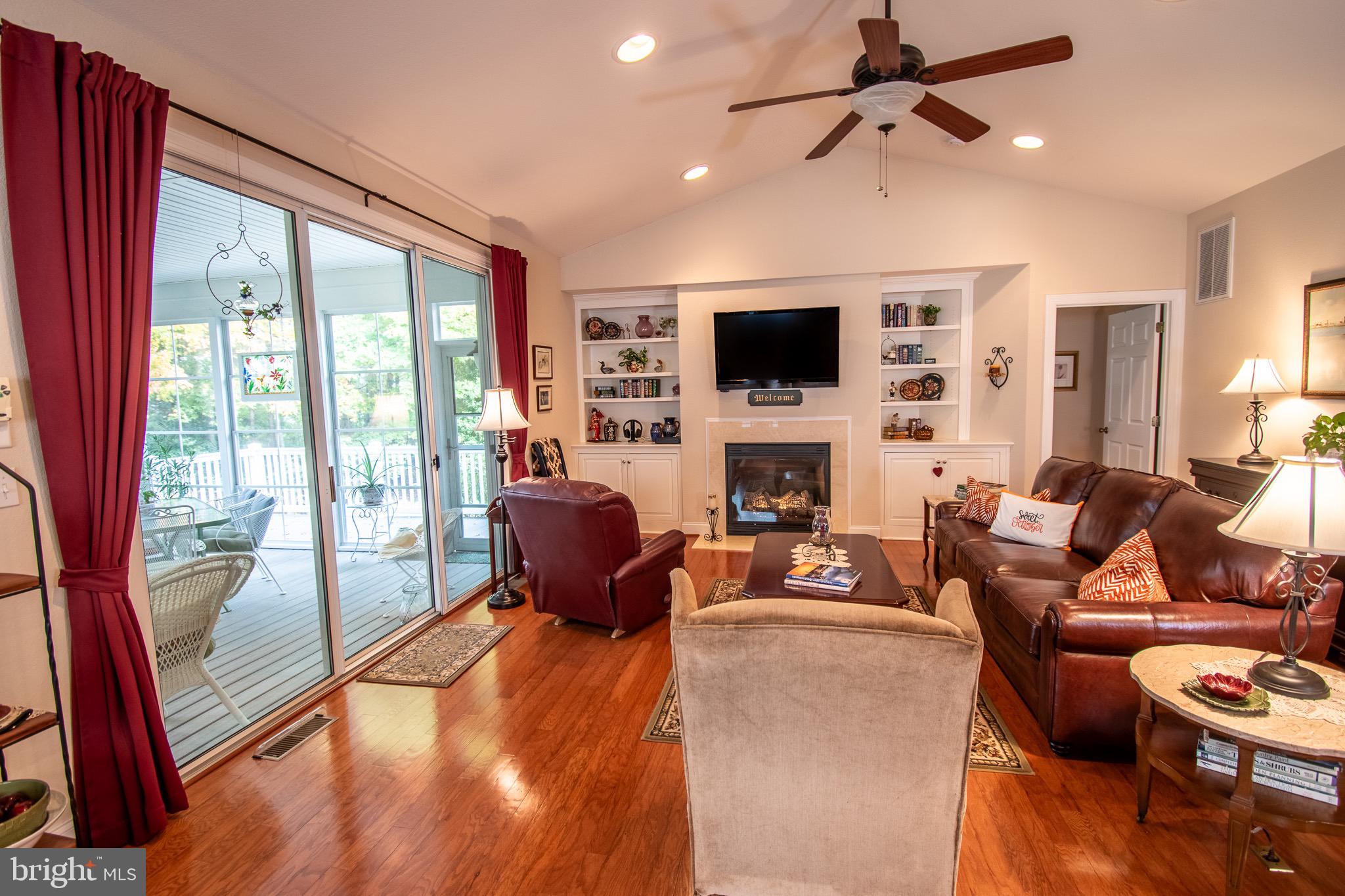 37104 SOLITUDE DRIVE