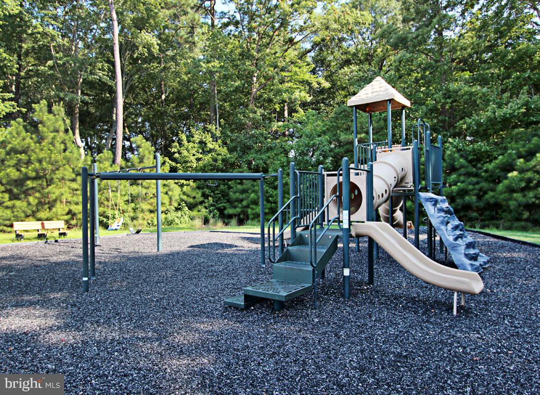 37104 SOLITUDE DRIVE