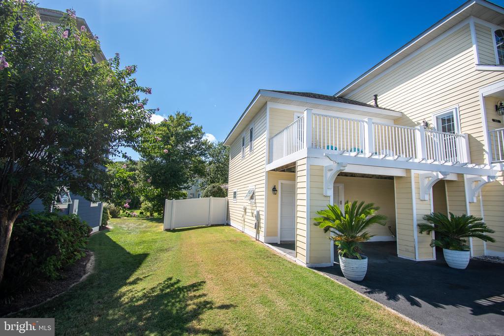 38026 FENWICK SHOALS BOULEVARD