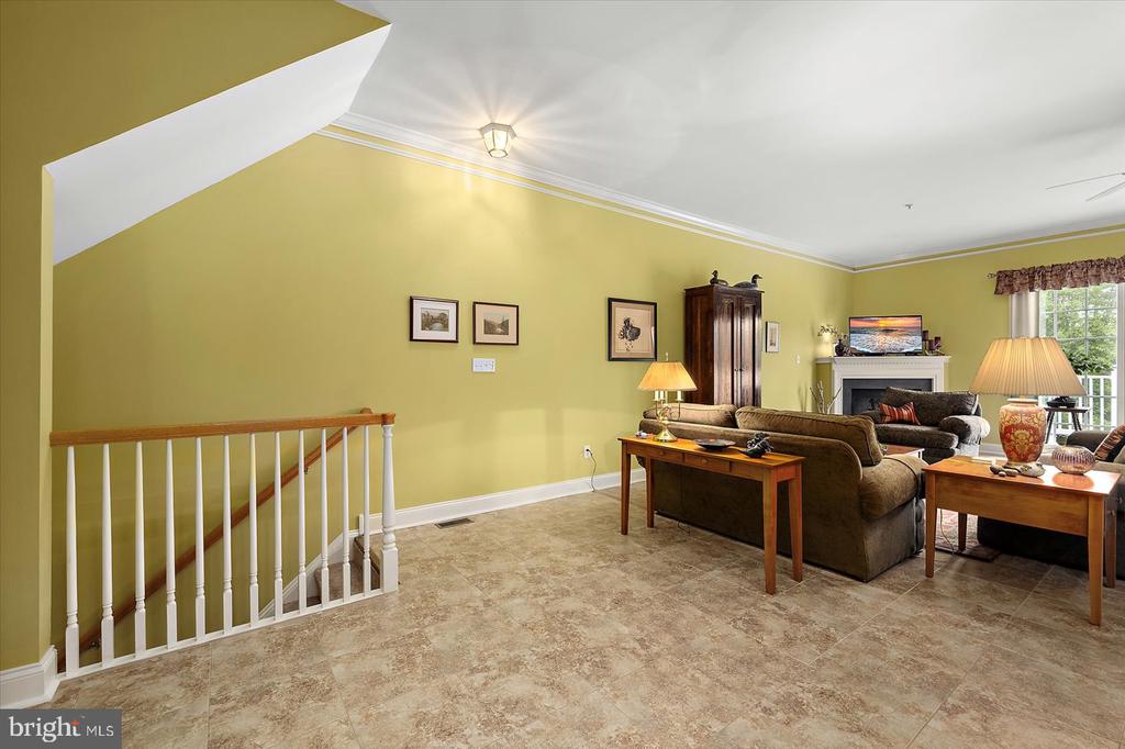 5 METZ WAY 19