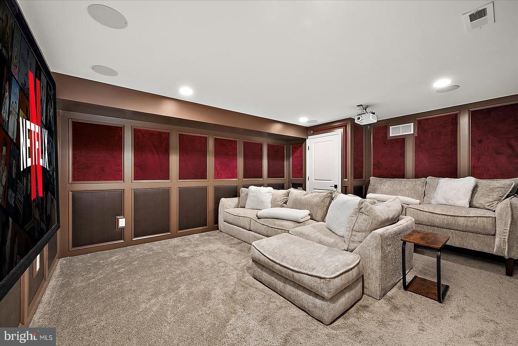 19218 AMERICAN HOLLY ROAD