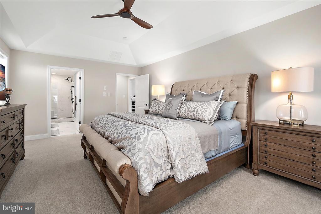 19218 AMERICAN HOLLY ROAD