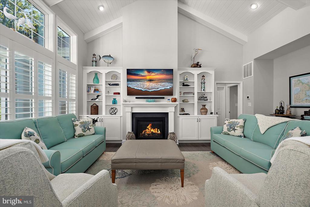 16125 ROCKPORT DRIVE