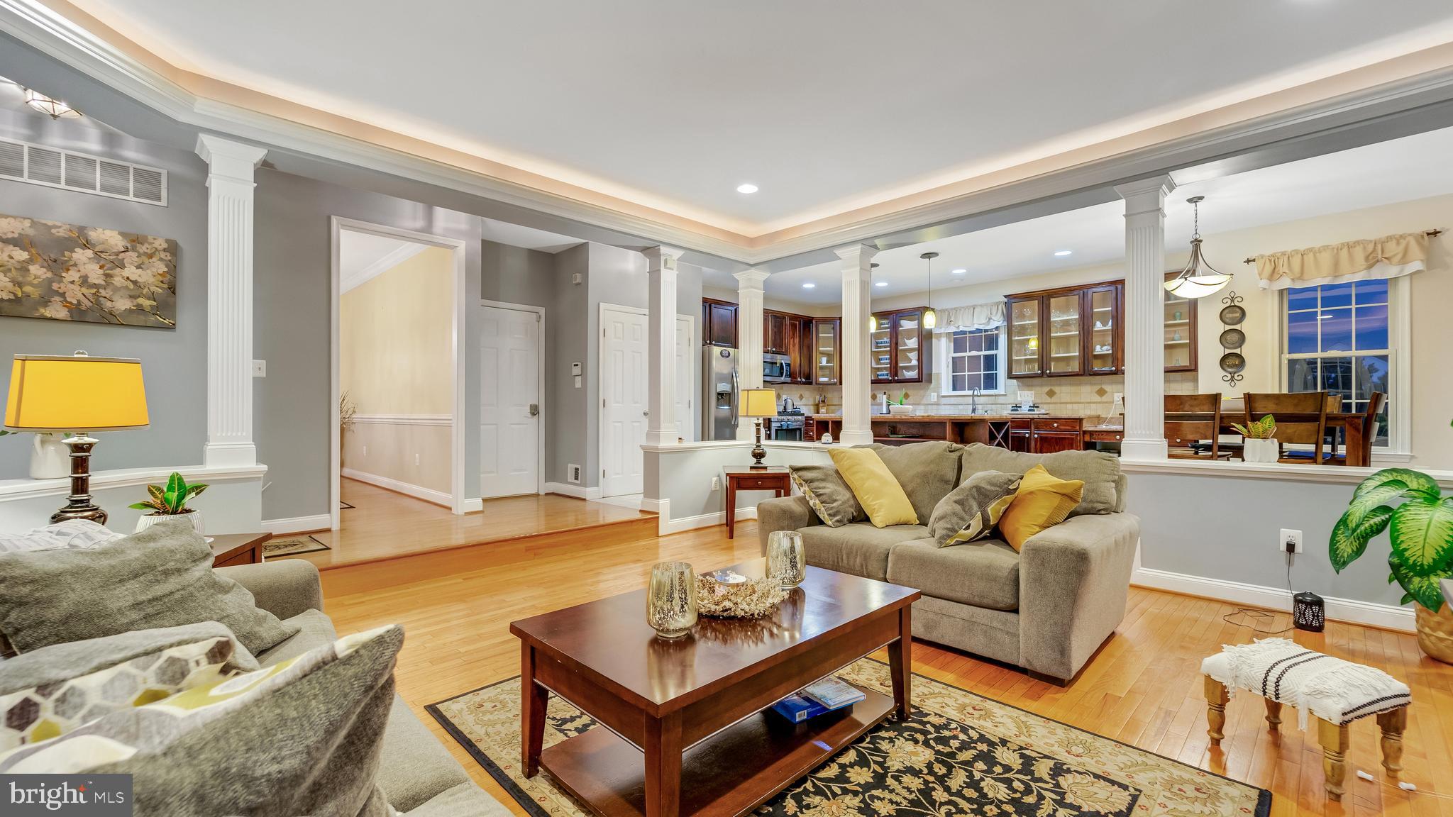 7814 COLDBROOKE