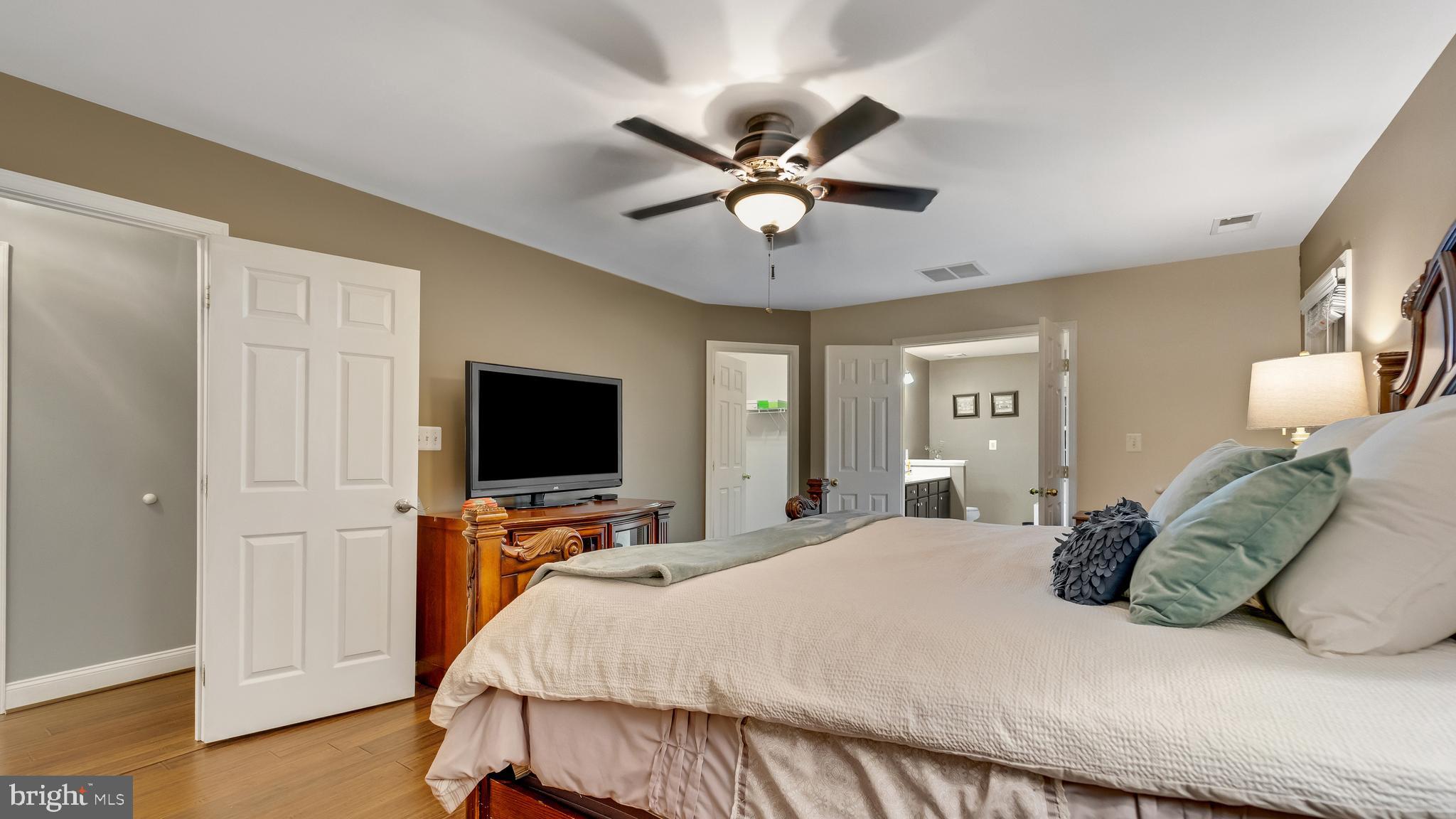 7814 COLDBROOKE