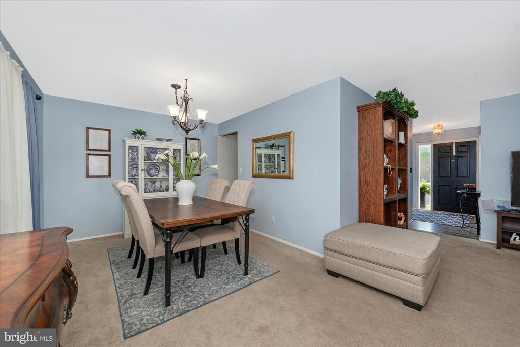 254 CROSS CREEK DRIVE