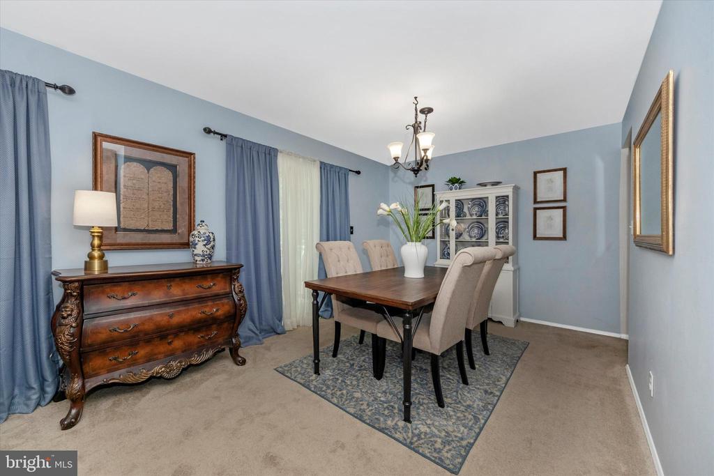 254 CROSS CREEK DRIVE