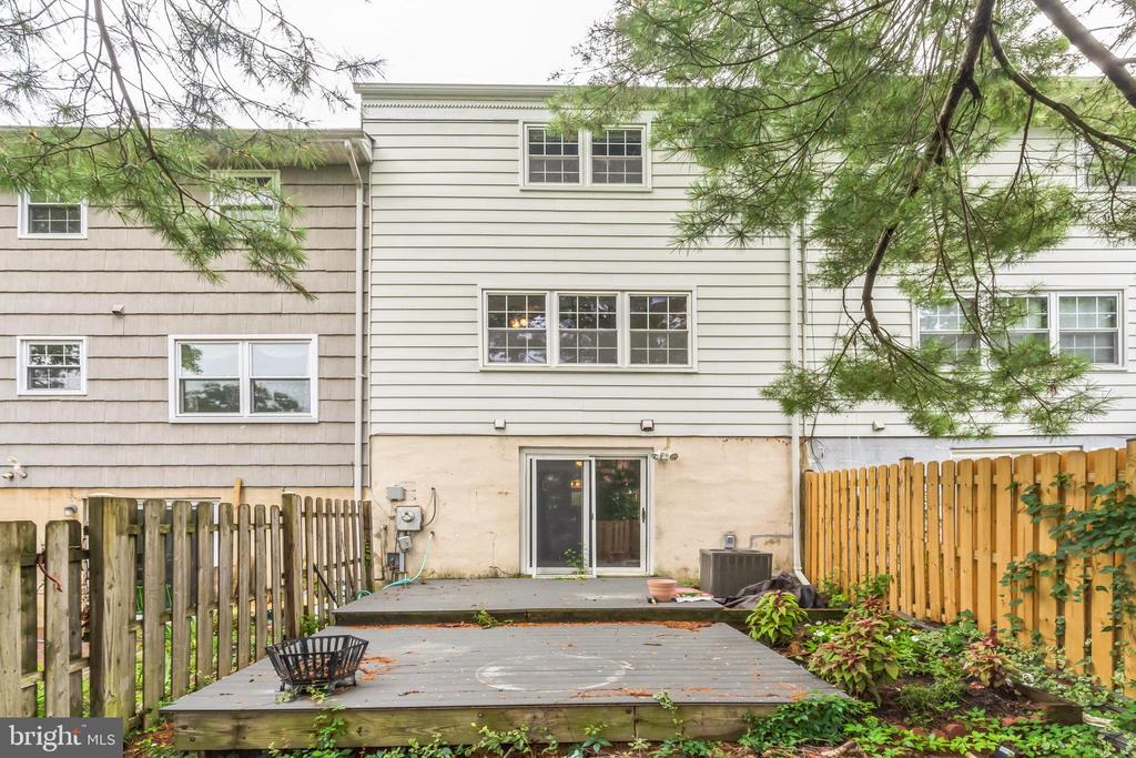 476 WORTHINGTON ROAD