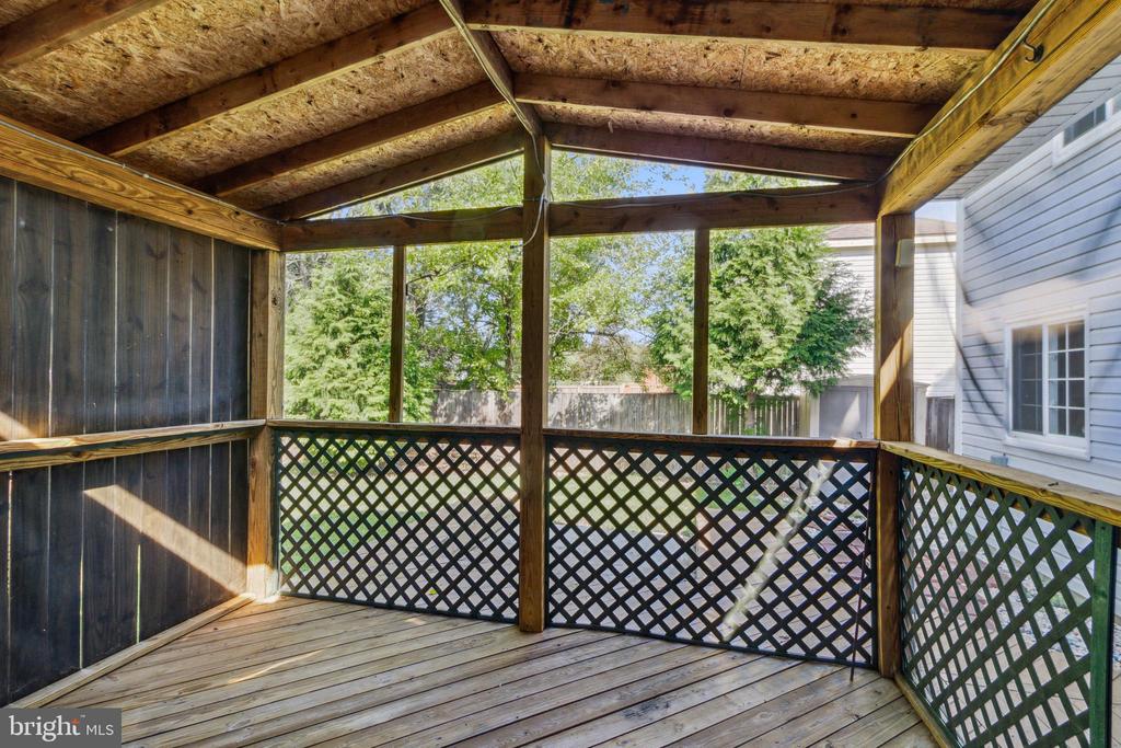 1413 GESNA DRIVE