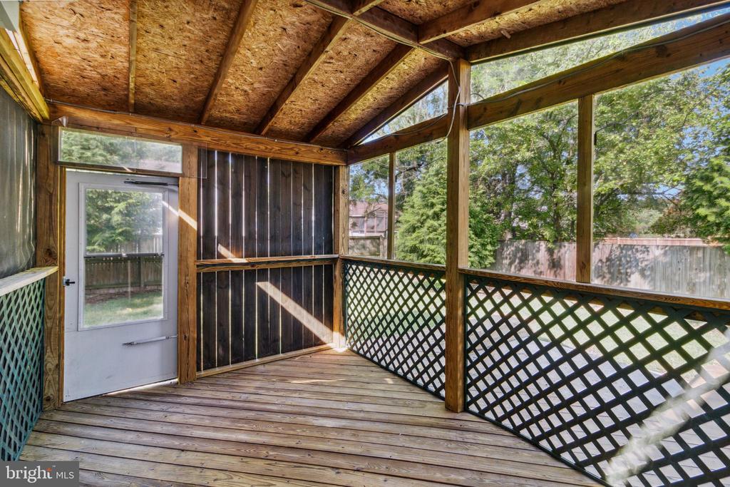 1413 GESNA DRIVE