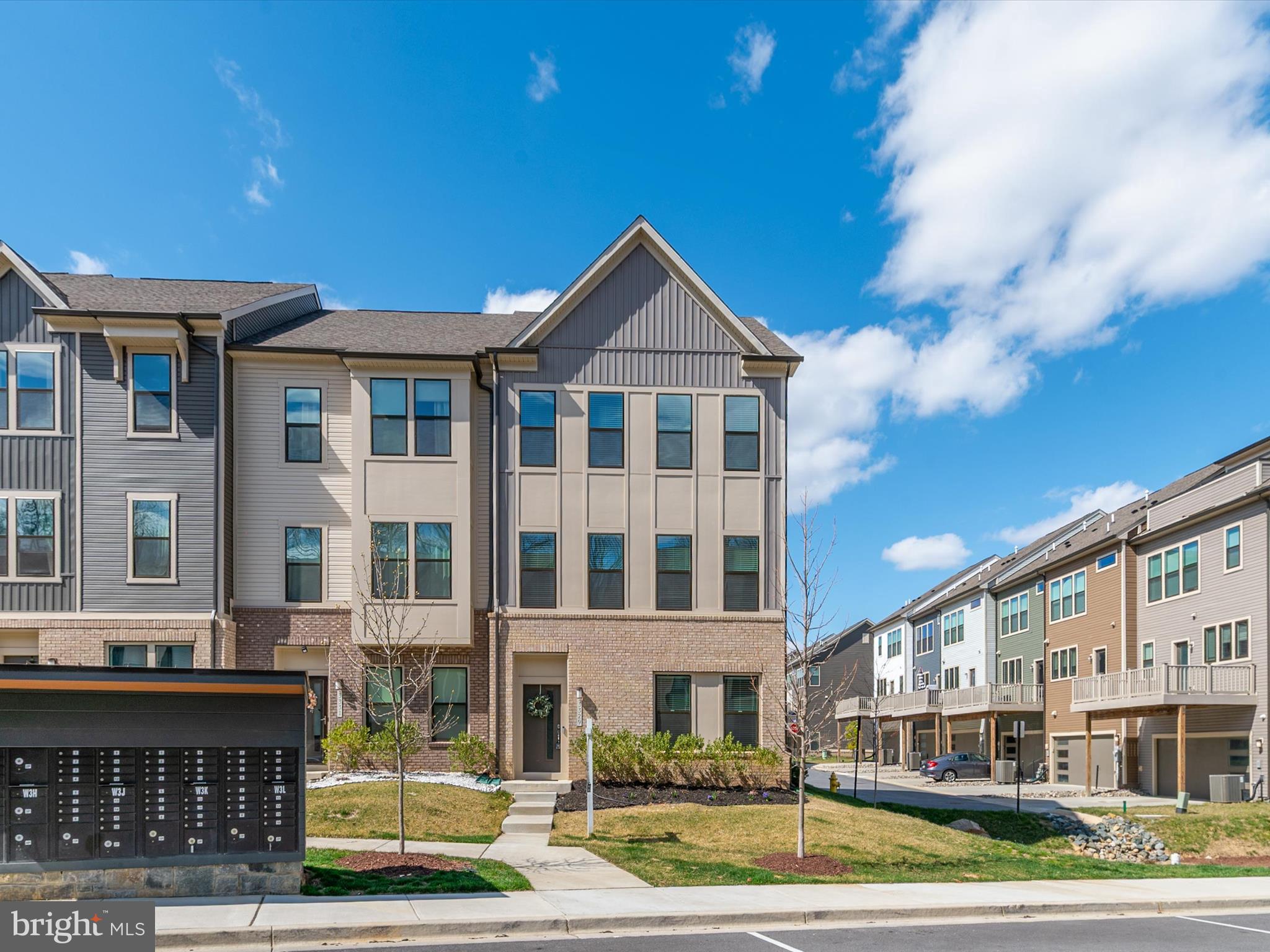 3329 WATERSHED BOULEVARD