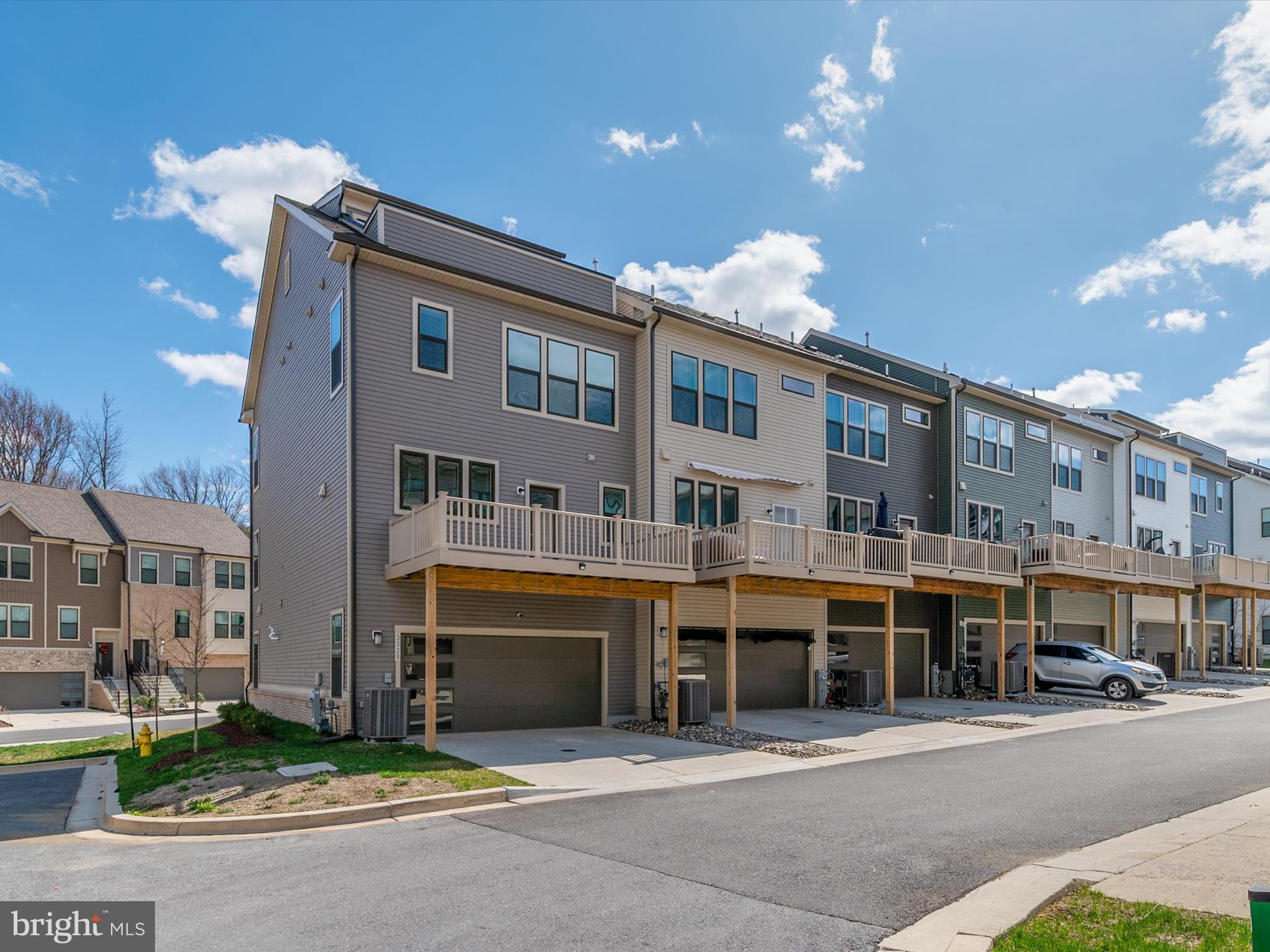 3329 WATERSHED BOULEVARD