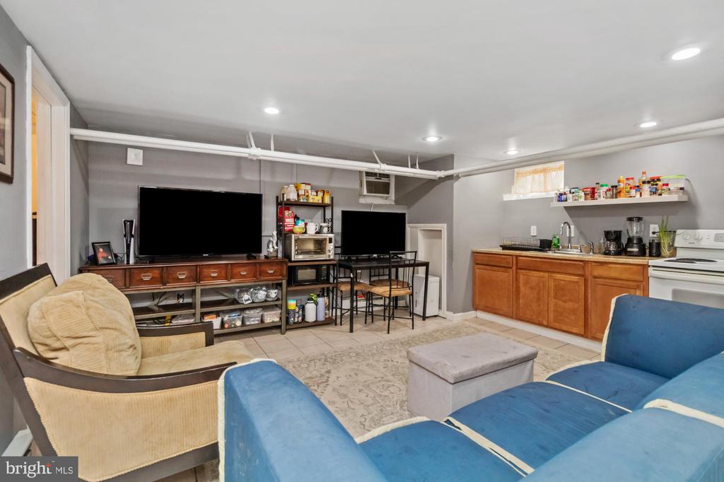 501 BON AIR AVENUE