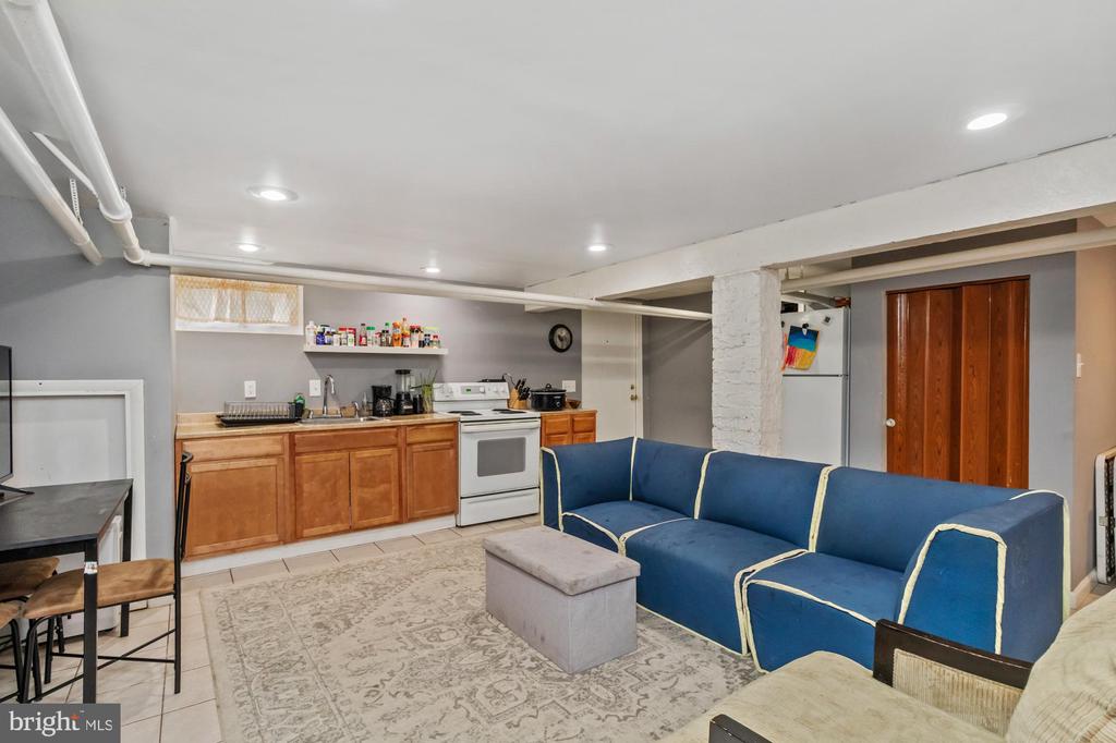 501 BON AIR AVENUE