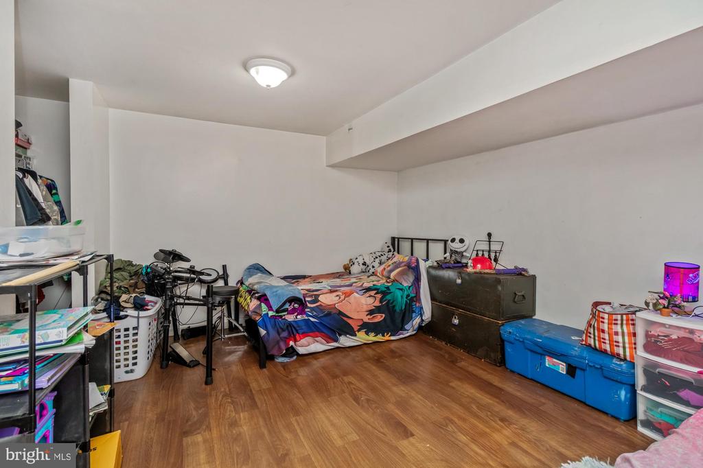 501 BON AIR AVENUE