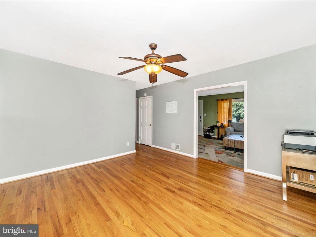 1 GREENWOOD AVENUE