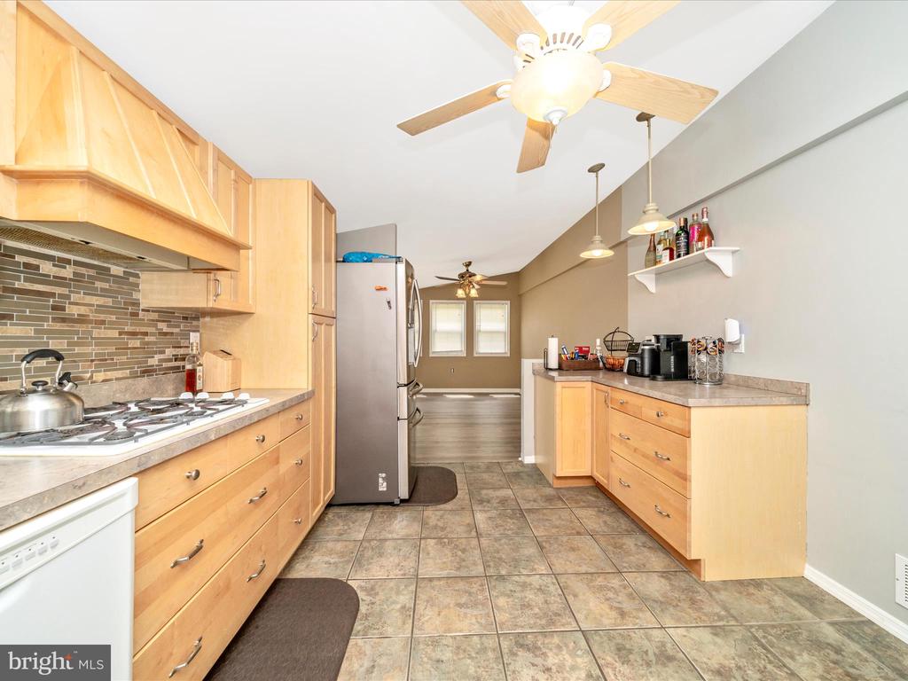 1 GREENWOOD AVENUE