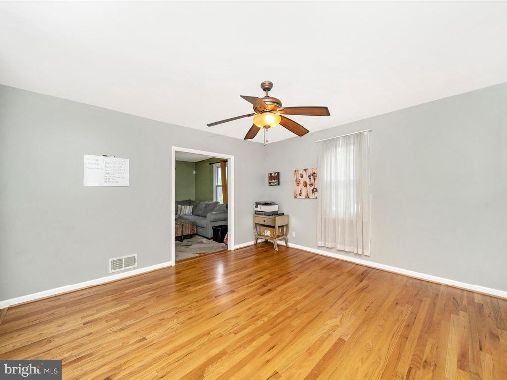 1 GREENWOOD AVENUE