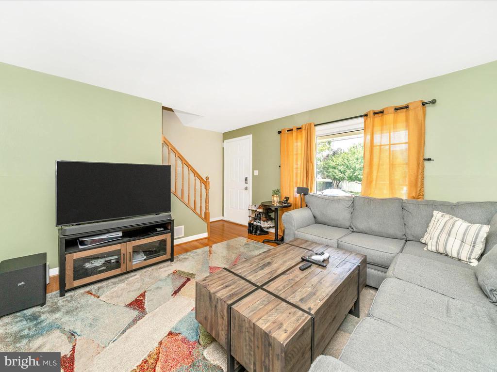 1 GREENWOOD AVENUE