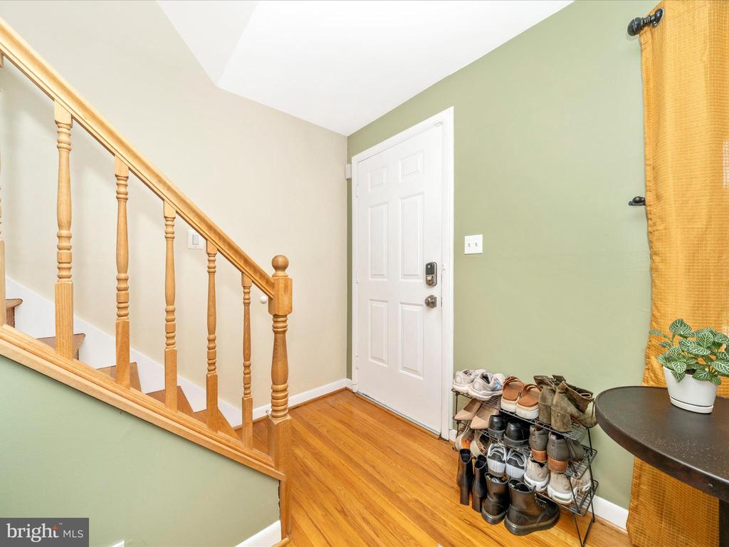 1 GREENWOOD AVENUE