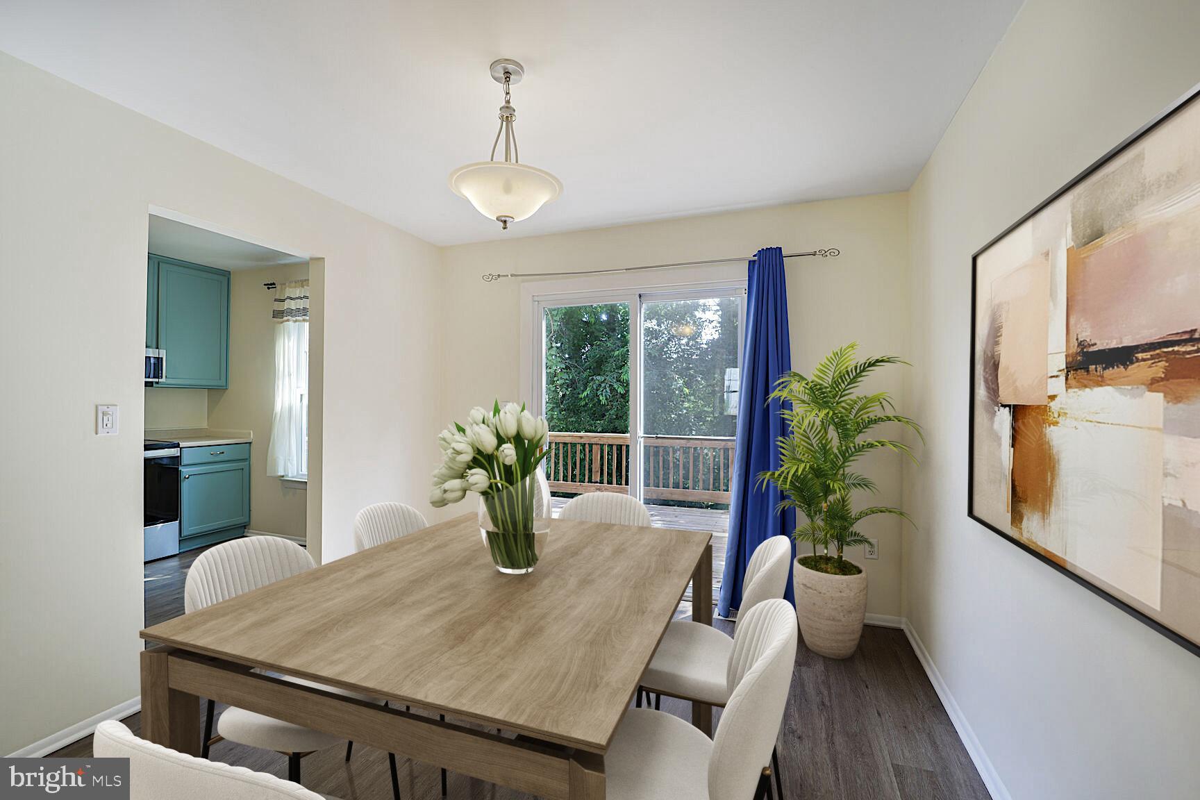 1105 RIVERBOAT COURT