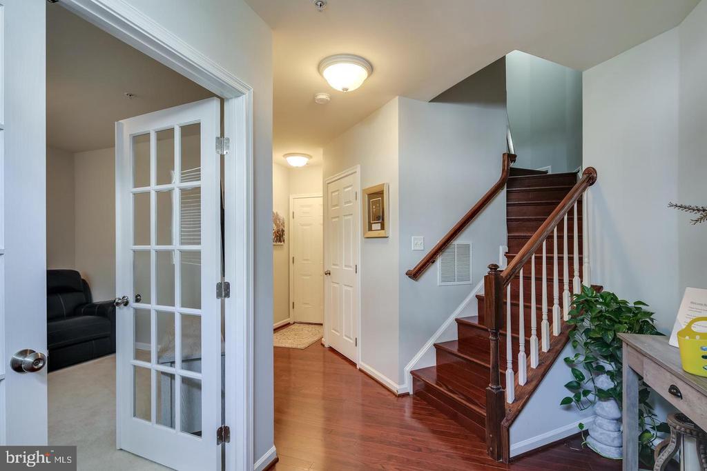 1772 COMPTON COURT