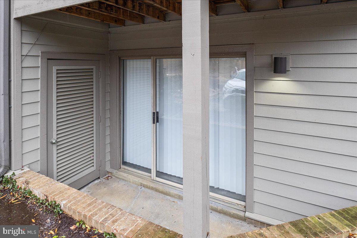 7036 HARBOUR VILLAGE COURT T1