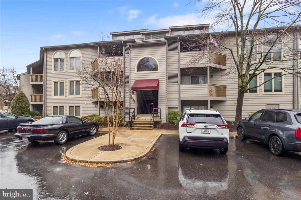 7036 HARBOUR VILLAGE COURT T1