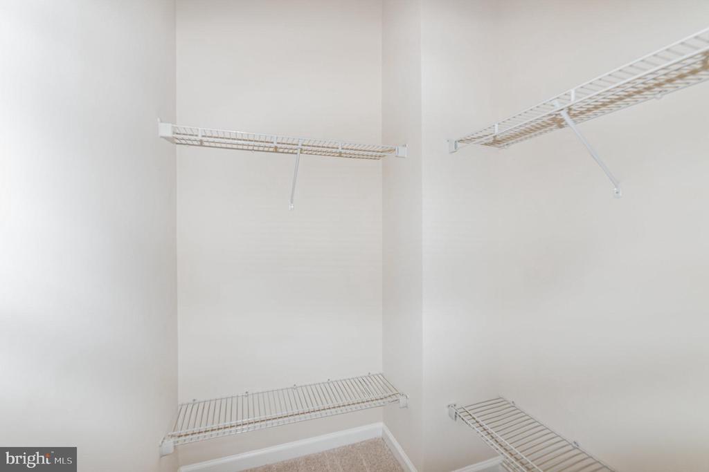 1624 HARDWICK COURT 402