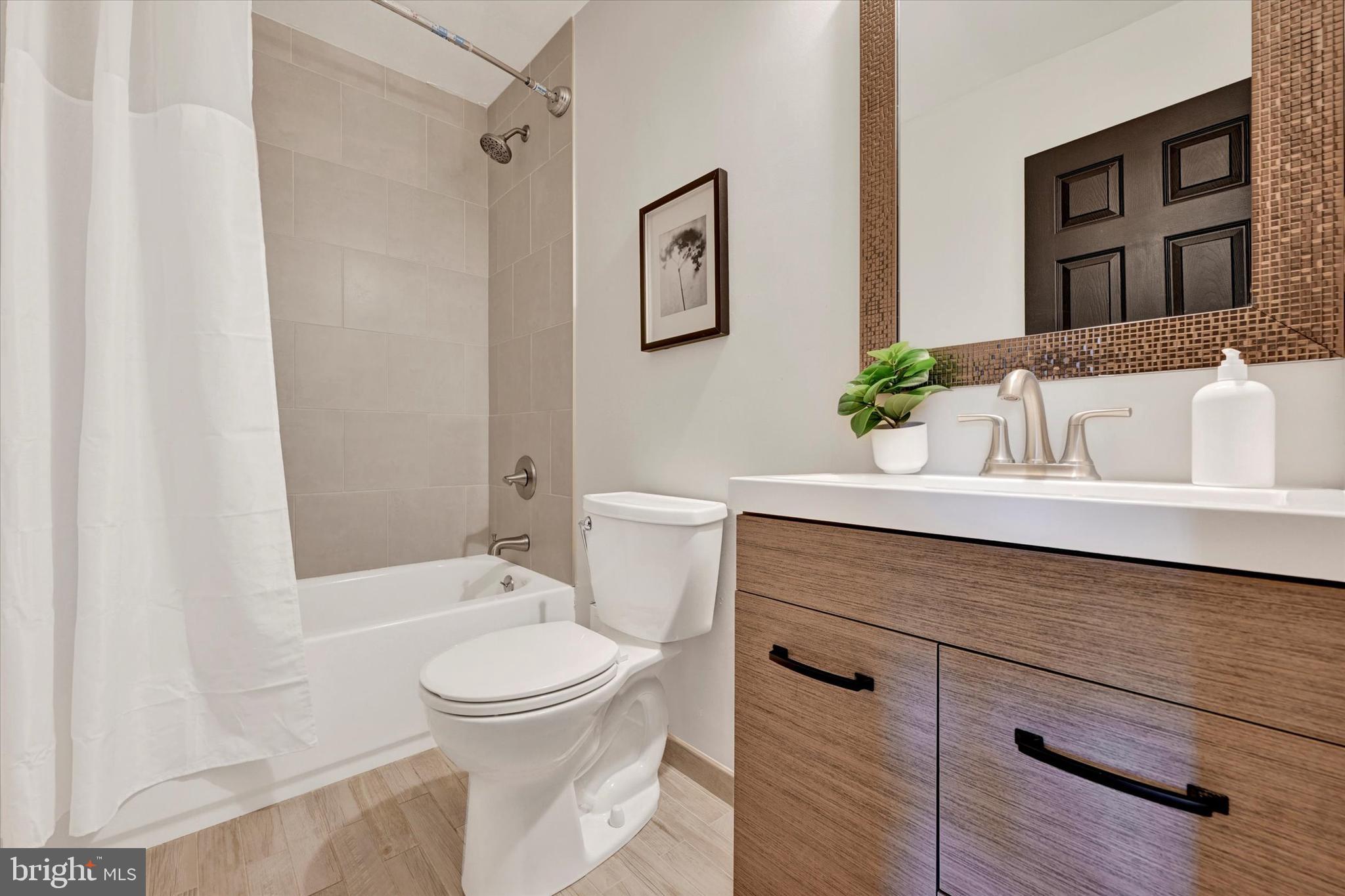 8221 APPALACHIAN DRIVE