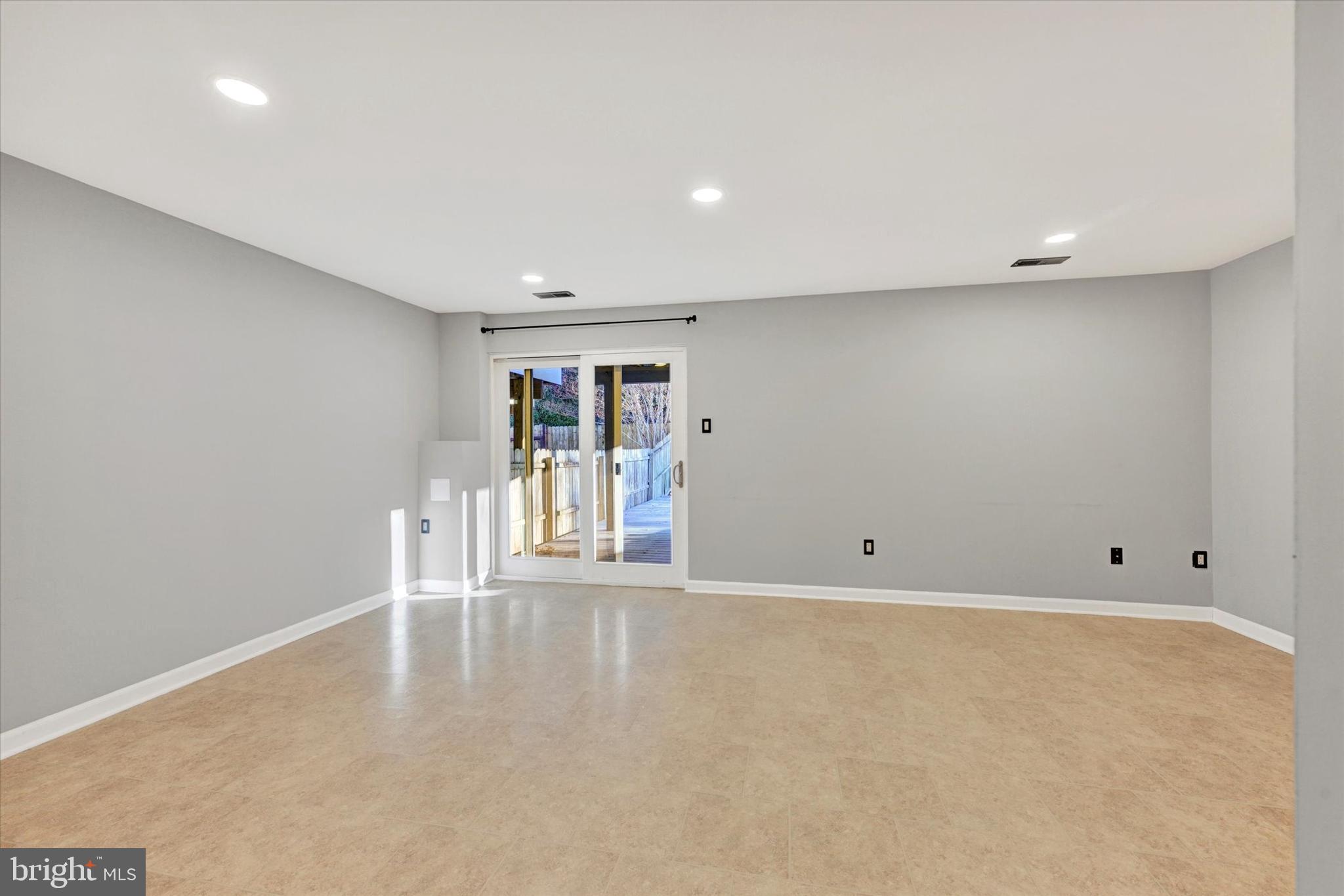 8221 APPALACHIAN DRIVE