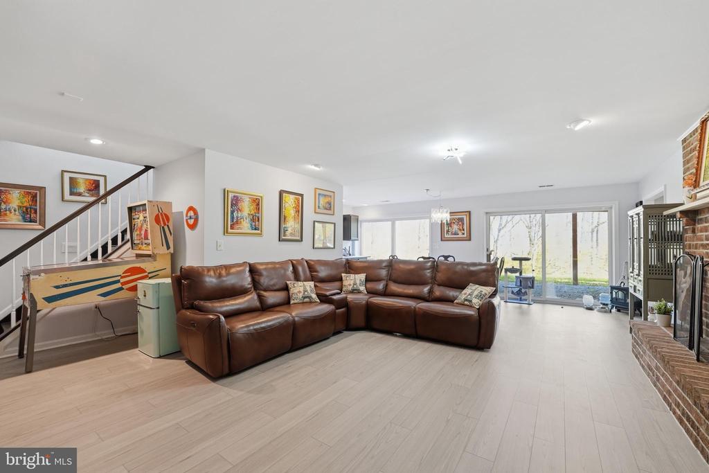 4303 TENTHOUSE COURT
