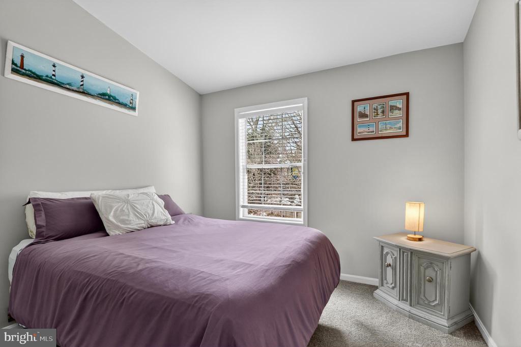 1124 BRASSIE COURT