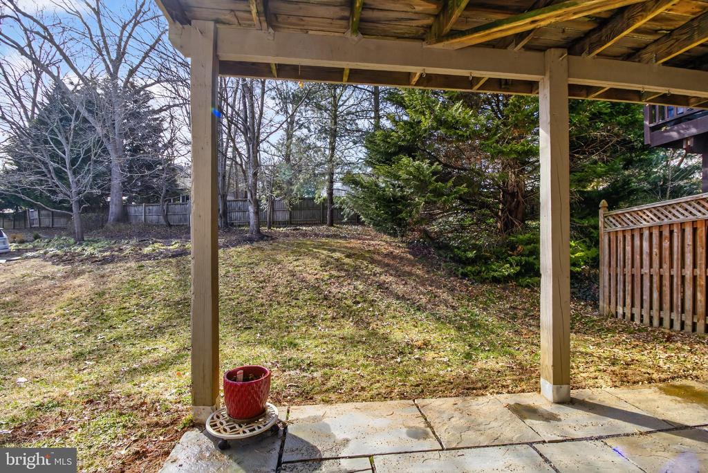 1124 BRASSIE COURT