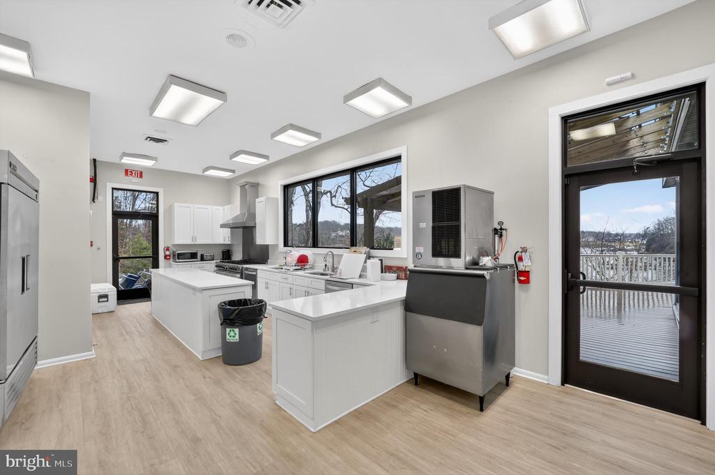 655 SANTA MARIA LANE