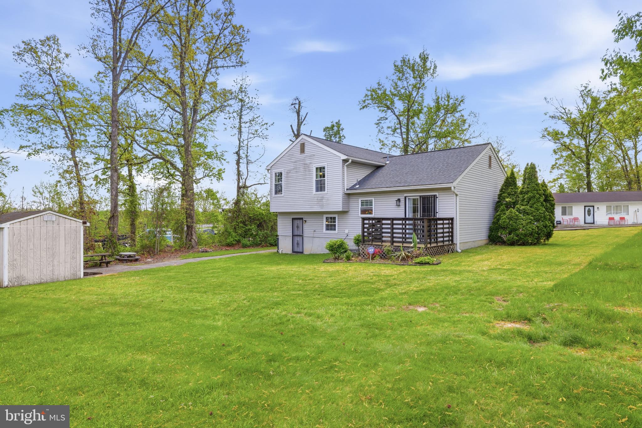 430 AZALEA PLACE