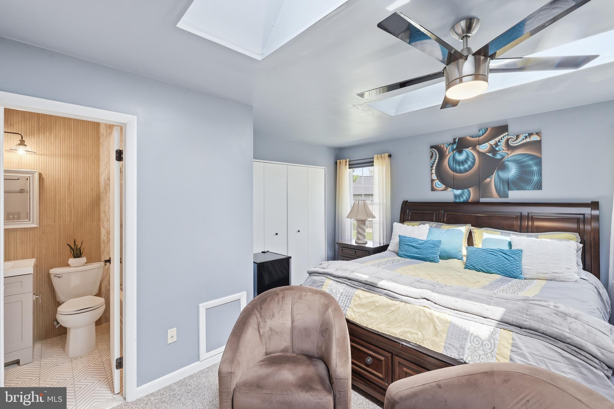 430 AZALEA PLACE
