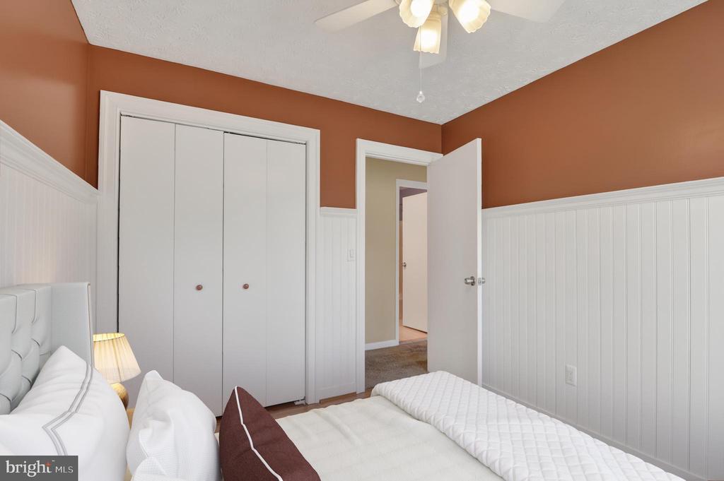 8013 PINK LILY COURT