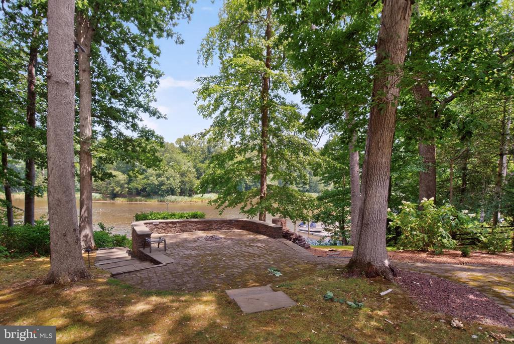 700 N HOLLY DRIVE