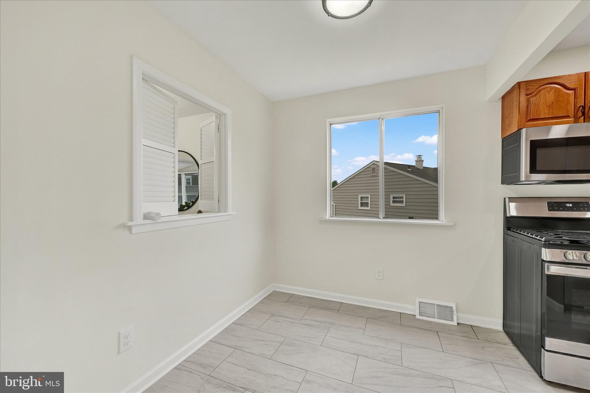 304 LIONSHEART GLEN