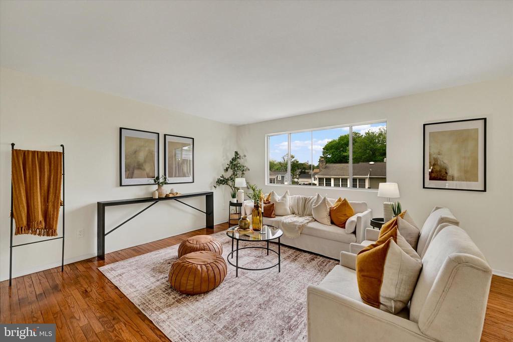304 LIONSHEART GLEN
