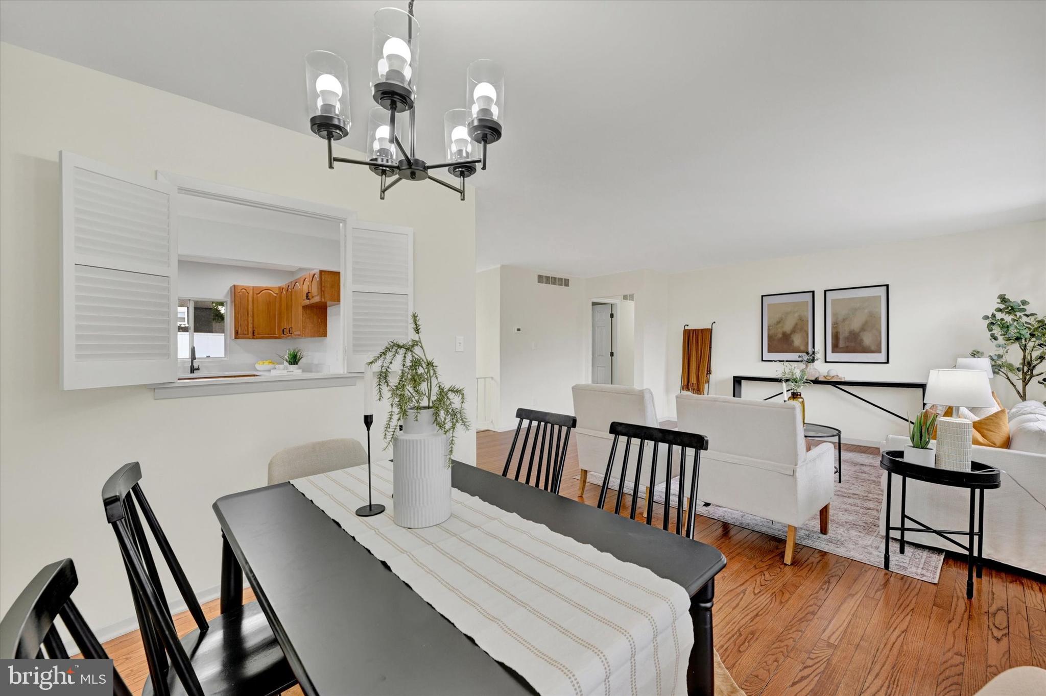 304 LIONSHEART GLEN
