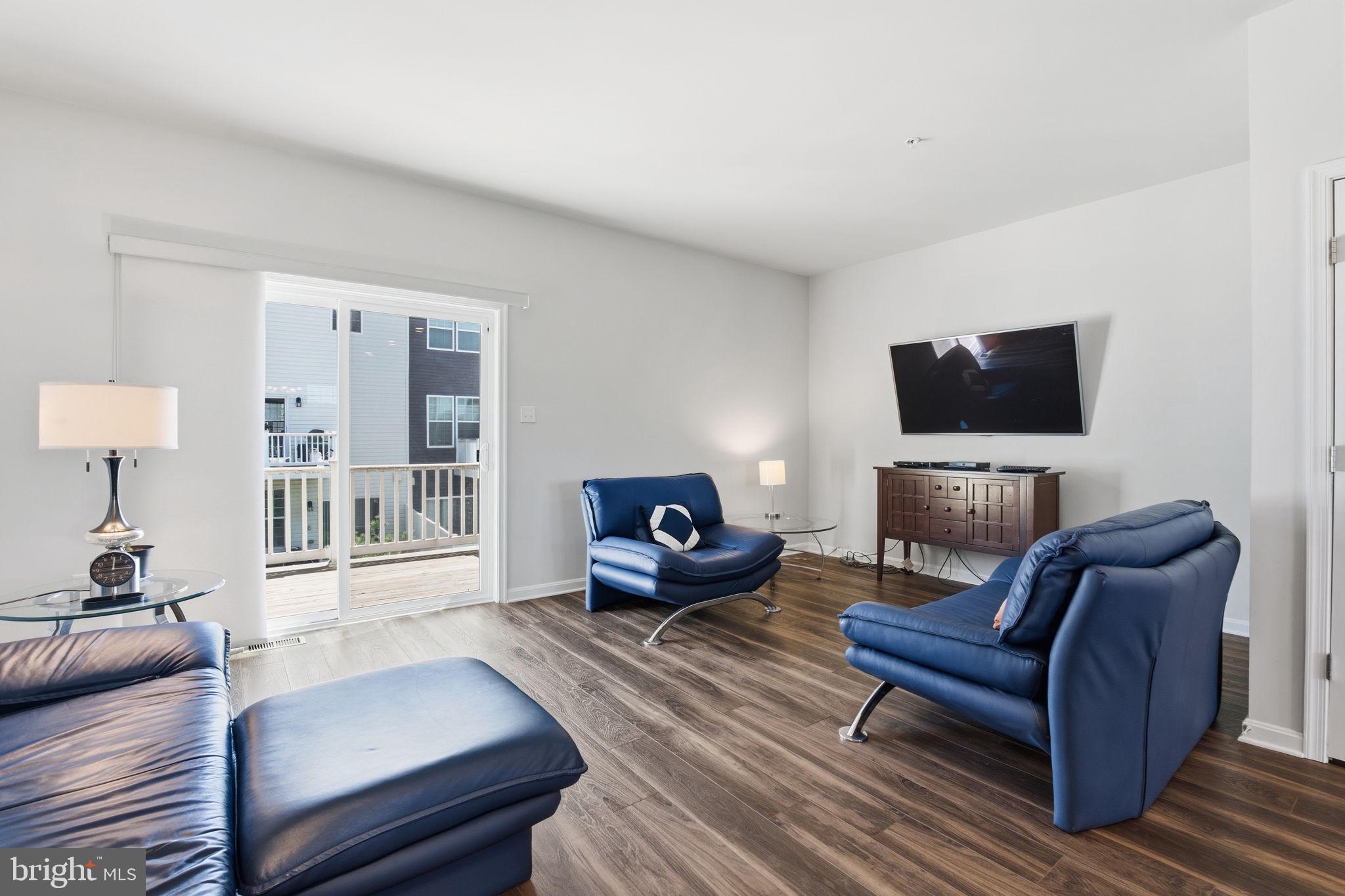2213 WELBY COURT