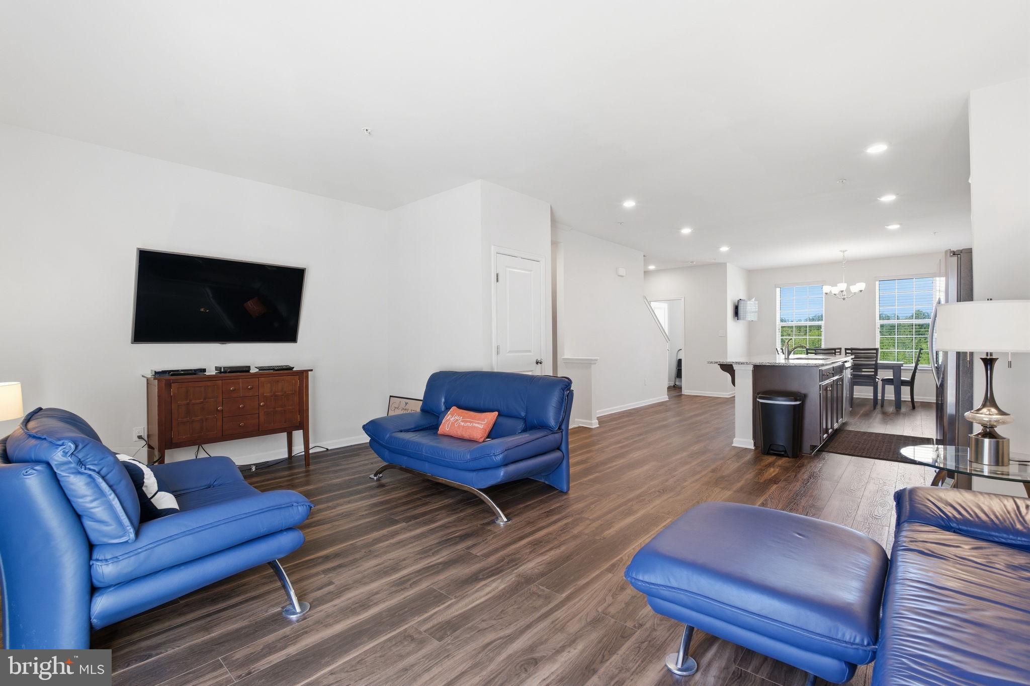 2213 WELBY COURT